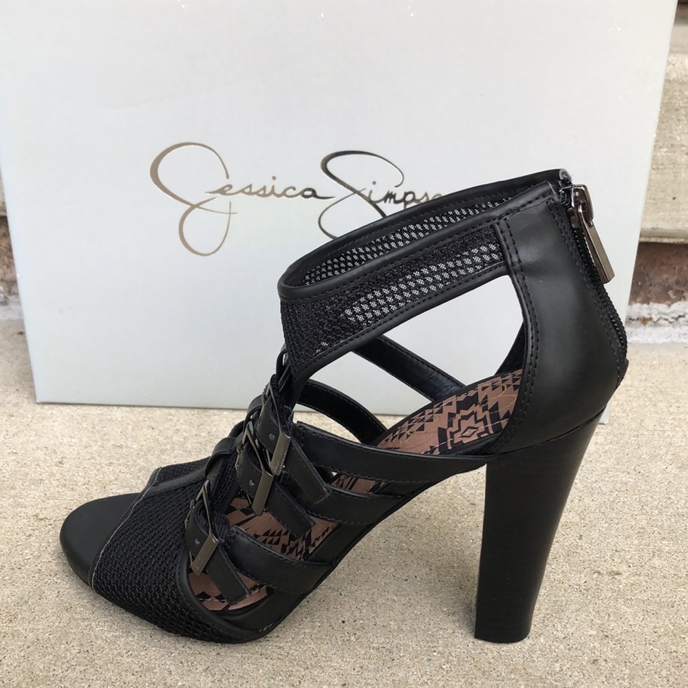 NWB Jessica Simpson black Valeska booties, 7.5